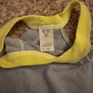 We the free TANK size medium flowey